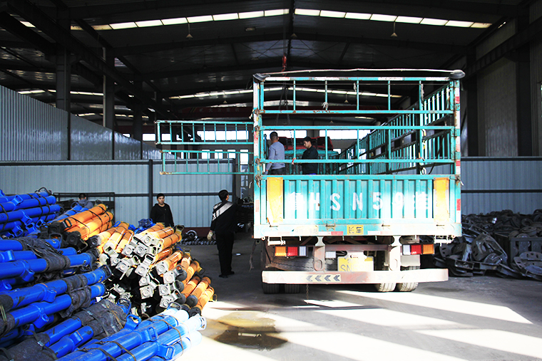 China Coal Group Sent A Batch of Single Hydraulic Props to Yunnan Province